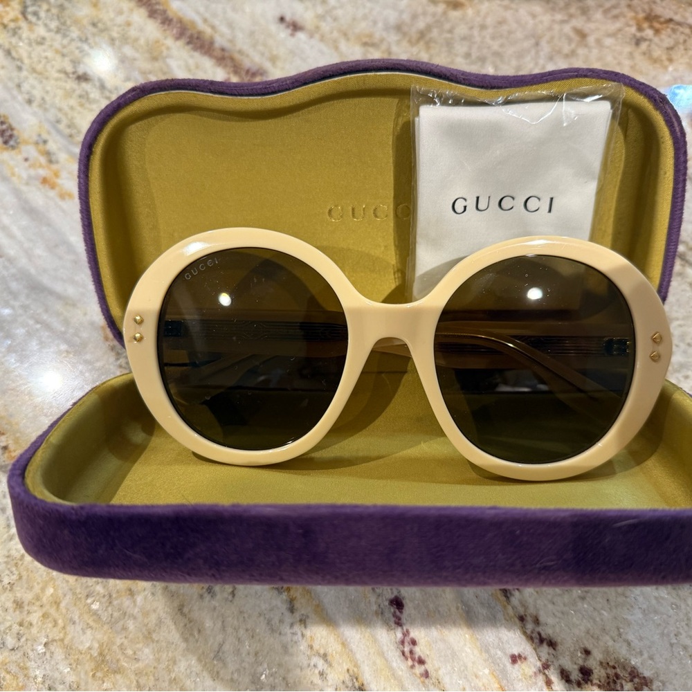 Gucci Cream Oversized Round Sunglasses